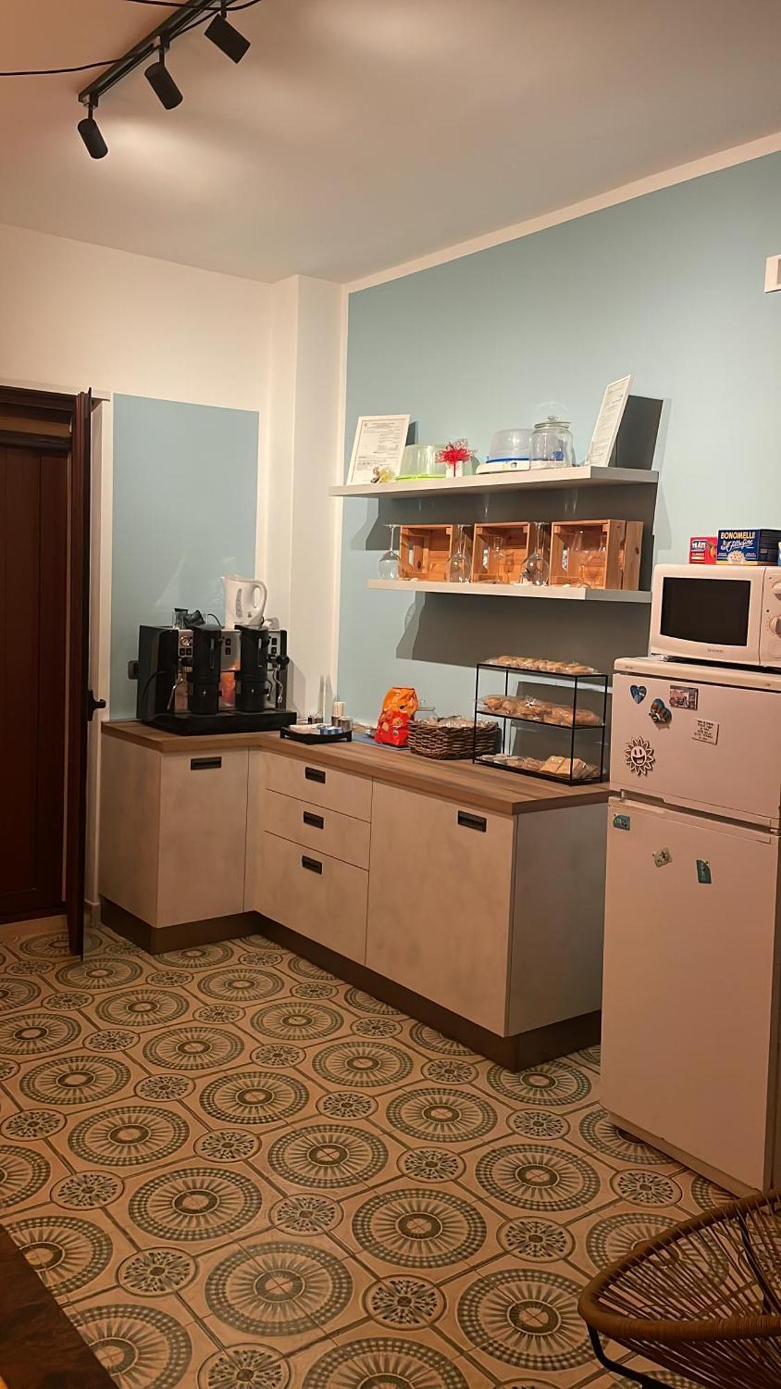 Trentatre Quarantatre Bed and Breakfast Mola di Bari Buitenkant foto