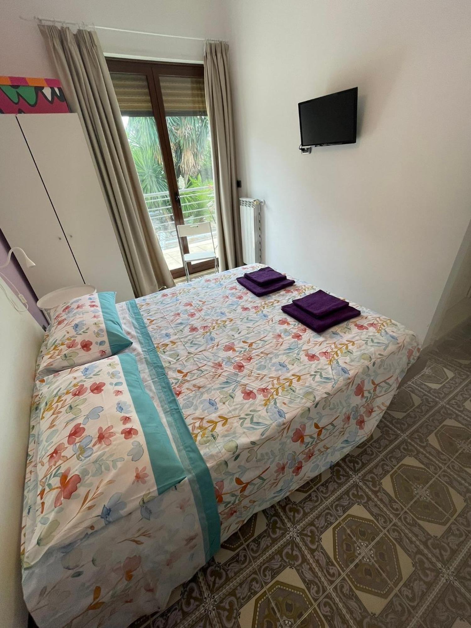 Trentatre Quarantatre Bed and Breakfast Mola di Bari Buitenkant foto