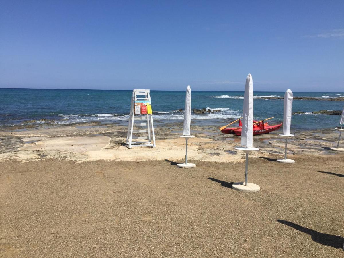 Trentatre Quarantatre Bed and Breakfast Mola di Bari Buitenkant foto